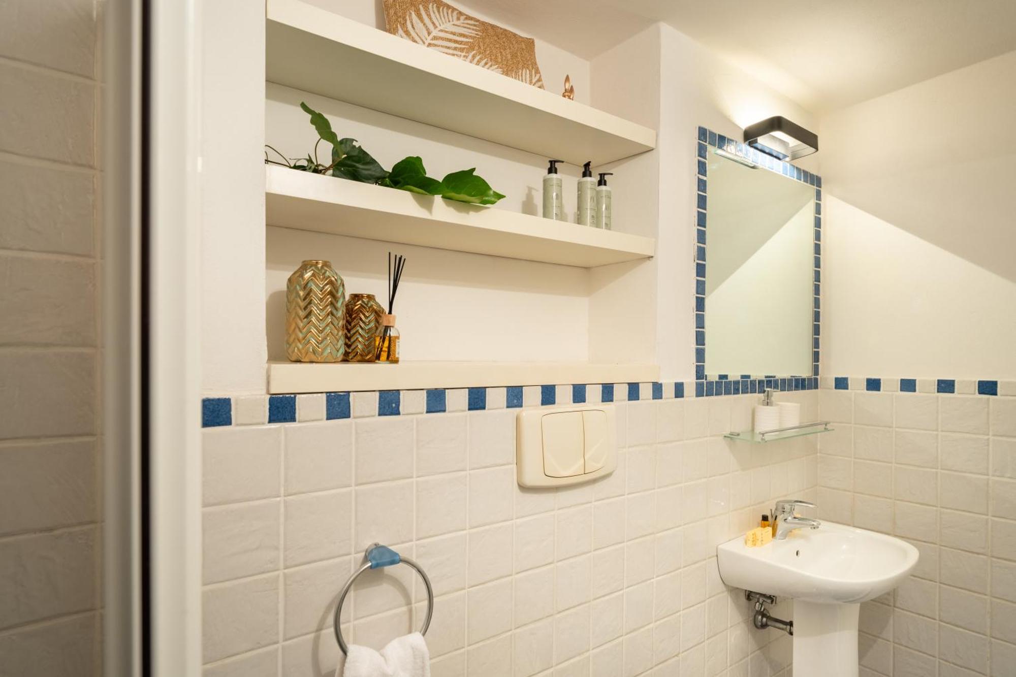 Via Cimabue 8B - Florence Charming Apartments - Metropolitan Loft In Florence - 20 Minute Walk To City Center - Excellent Base For Exploring - Less Than 5 Minute Walk To The Supermarket - Amazing Bakery On The Corner Exteriér fotografie